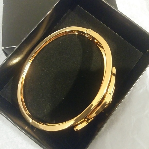 🆕Bangle Cuff - Picture 3 of 3